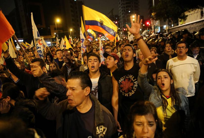 Equador define hoje quem será seu novo presidente