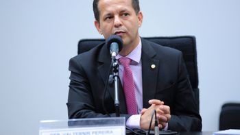 Contrariando expectativas, Valtenir Pereira assume presidência do PSB em Mato Grosso