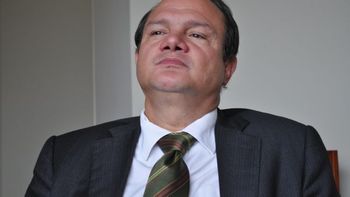 Coluna da capital detona esquiva de Wellington Fagundes
