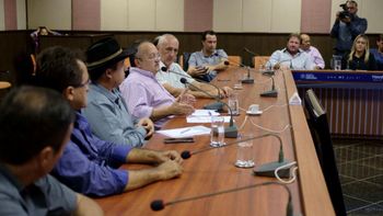Governo recebe diversos setores para analisar impacto da paralisação