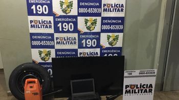 Assaltante é reconhecido após deixar documento dentro de carro no Ananias Martins