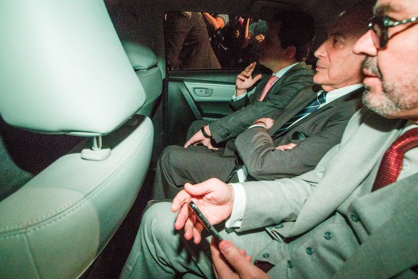 Temer passa 2ª noite preso na sede da PF em SP, agora em sala com banheiro