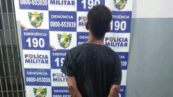 Denúncia anônima leva a PM frustra um roubo a residência e prender um suspeito 