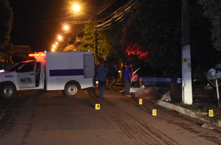 Mulher de 50 anos é atropelada e morta durante disputa de racha em Rondonópolis 