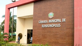 Legislativo vira notícia no Estado e a coisa fica difícil de explicar
