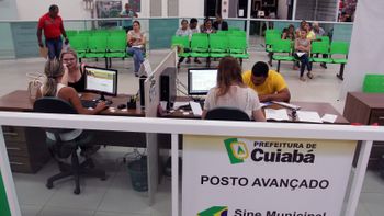 Sine oferece 50 vagas para vendedor em quadro com 103 postos de emprego