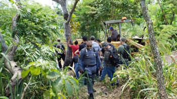 Corpo de homem decapitado é encontrado enterrado em mata no Santa Terezinha 
