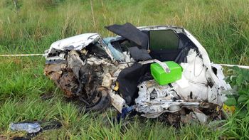 Quatro pessoas morrem em acidente entre Palio e carreta na BR-174 
