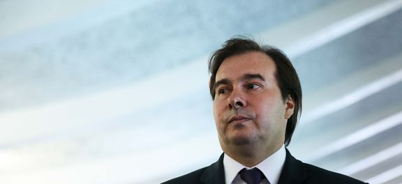 Denúncia contra Temer será votada até dia 23 de outubro, afirma Maia