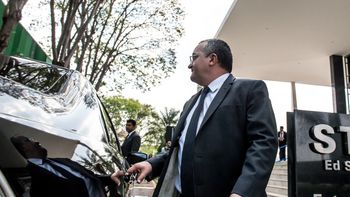 Governador Pedro Taques baixa nova regra que disciplina folha de servidores