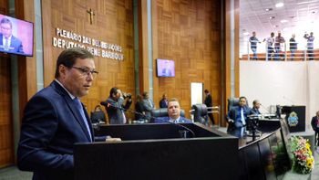 Mauro Mendes quer alíquota de 14% na folha salarial dos servidores de MT