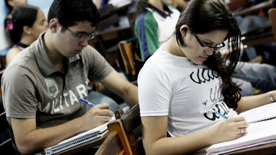 Termina amanhã o prazo para renovação de contratos do Fies