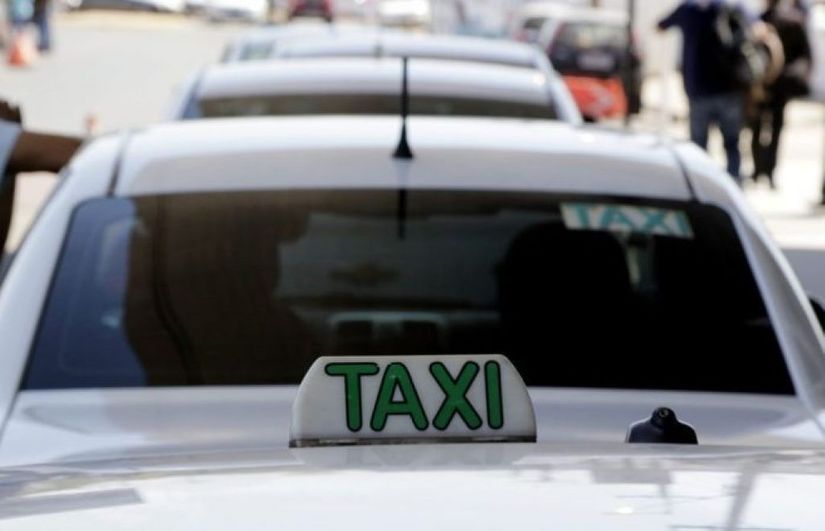 Taxistas e mototaxistas têm até 5 de abril para fazer renovação da permissão