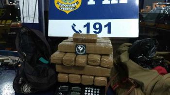 Passageira de 15 anos é apreendida após ser flagrada com 15Kg de maconha na bagagem