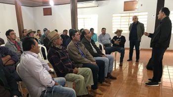  Nilson Leitão recebe apoio de prefeito e moradores em Poconé