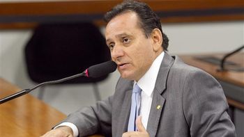 Aprovado projeto de Nilson Leitão que prevê anistia de multas para quem dirigiu com farol desligado 