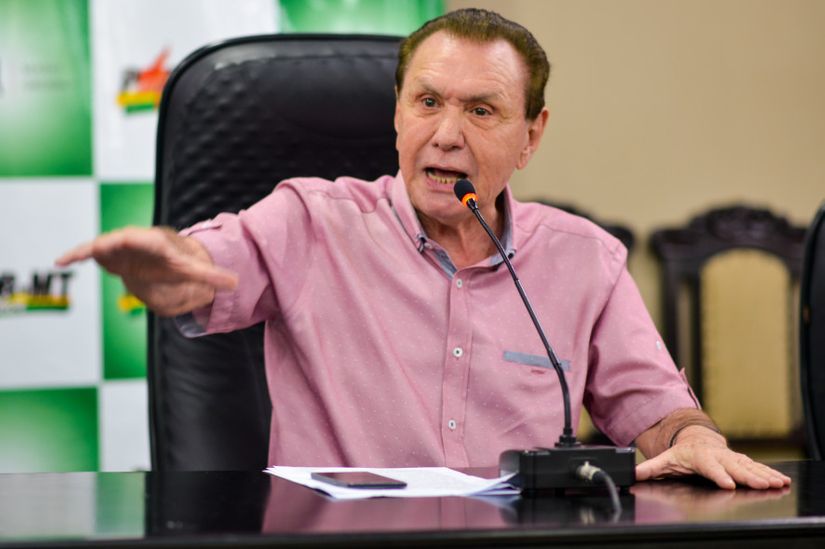 Bezerra sai em defesa de Teté e diz que Bolsonaro é despreparado