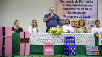 Mais de 450 professores da rede municipal participam de seminário de formação continuada