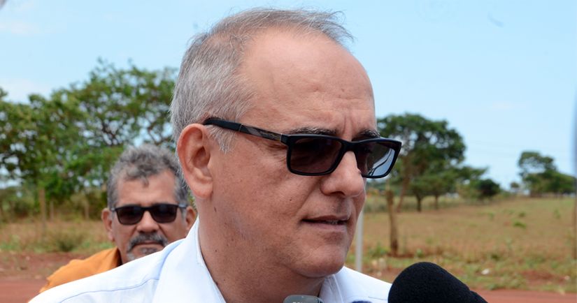 Zé do Pátio traz secretário de Educação e anuncia obras para regiões mais carentes