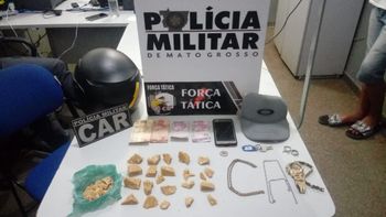 Menores são apreendidos pela PM por tráfico de drogas