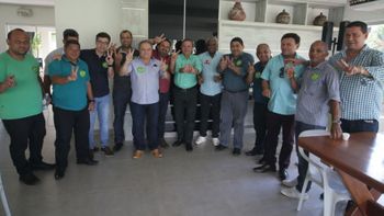 W.F. recebe apoio de 14 vereadores