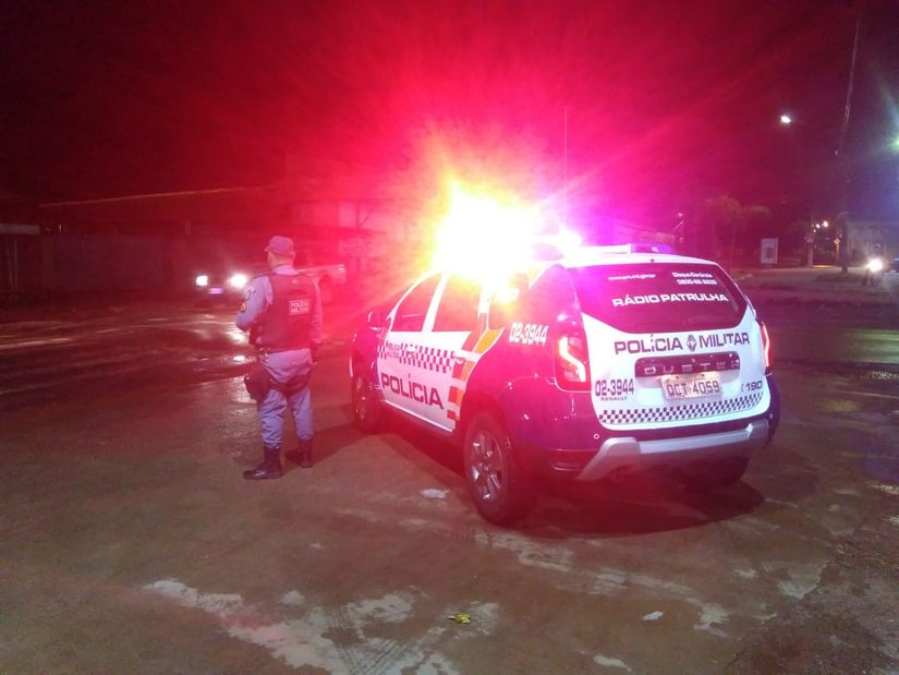 Briga de bar resulta em mulher ferida no Água Vermelha 