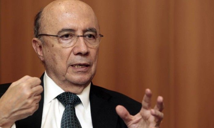 Anúncio de nova meta fiscal ficou para quarta-feira, 16