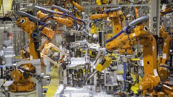 Economia brasileira recuou 0,5% no trimestre encerrado em julho