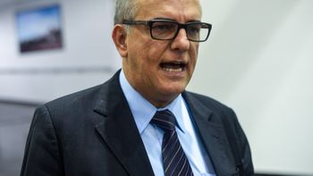 Novo discurso de Percival foca na manutenção de Zé do Pátio na AL