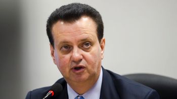 Ministro “permite” candidatura, mesmo jogando nas costas de Medeiros