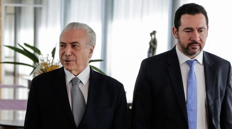 Temer diz que Brasil enfrenta momento difícil na política