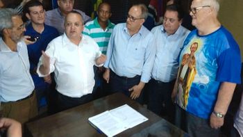 Nos discursos pré-eleitorais, Taques e Pátio assoviam mesma nota