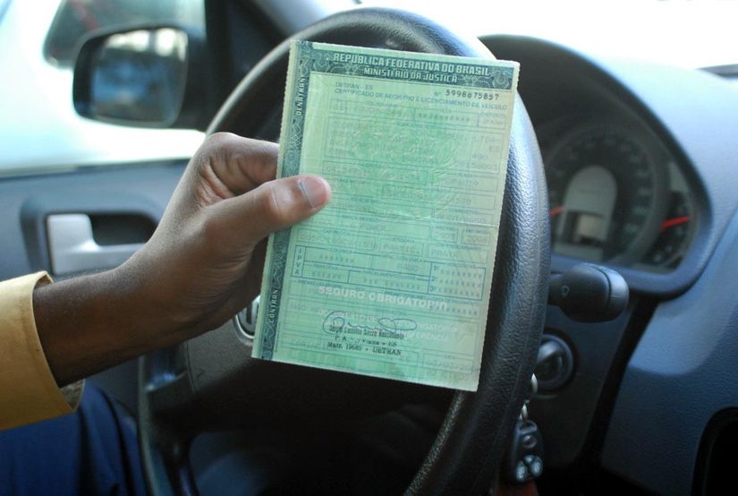 Em 60 dias, Detran flagra 5 mil motoristas com licenciamento vencido