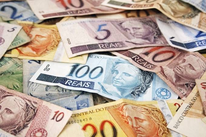 Termina prazo para contribuintes aderirem ao programa de repatriação