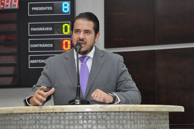 Cirurgia de Ibrahim Zaher foi um sucesso, informa assessoria