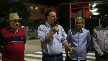 Fávaro e deputados comemoram reabertura de frigorífico em Nova Xavantina