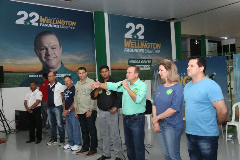 Wellington Fagundes ouviu críticas o segmento e se comprometeu a valorizar os militares