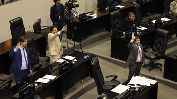 Veja como cada deputado votou para aumentar a alíquota dos servidores públicos 
