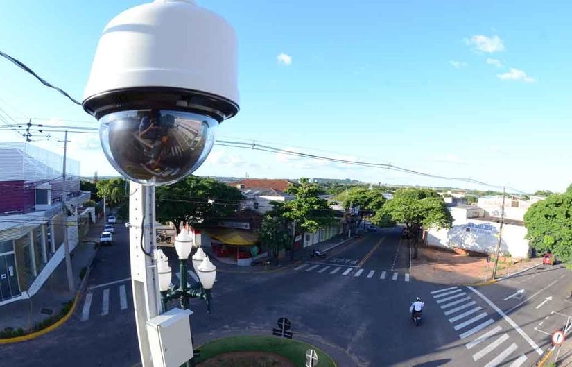 Prefeitura intensifica segurança no município com instalação de 15 câmeras contra roubos e furtos