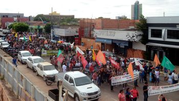Contra as reformas, movimento grevista toma as ruas de Rondonópolis