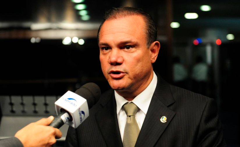 Comissão aprova crédito para pagamento do FEX; Michel Temer sinaliza antecipação