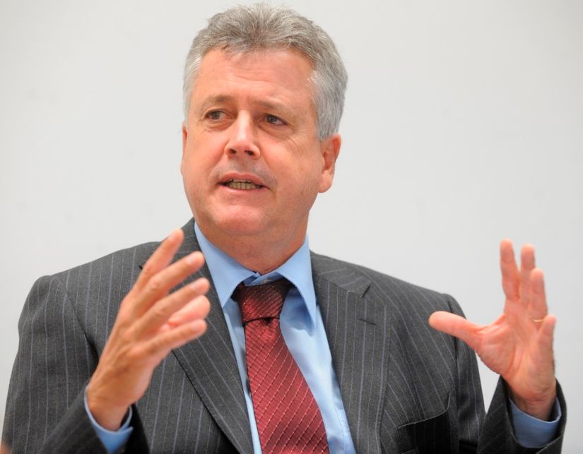 Ajuste fiscal dos estados ainda está sendo fechado, diz governador do DF
