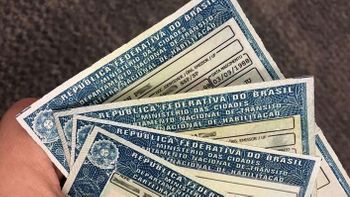 MPE oferece denúncia contra 99 pessoas por venda de carteira de habilitação em MT e GO