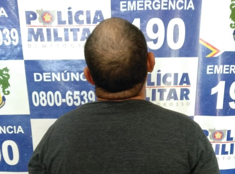 Homem é preso após agredir irmão com soco no rosto e o ameaçar de morte