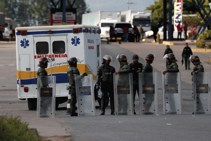Hospitais de Roraima atendem 13 venezuelanos feridos em confrontos