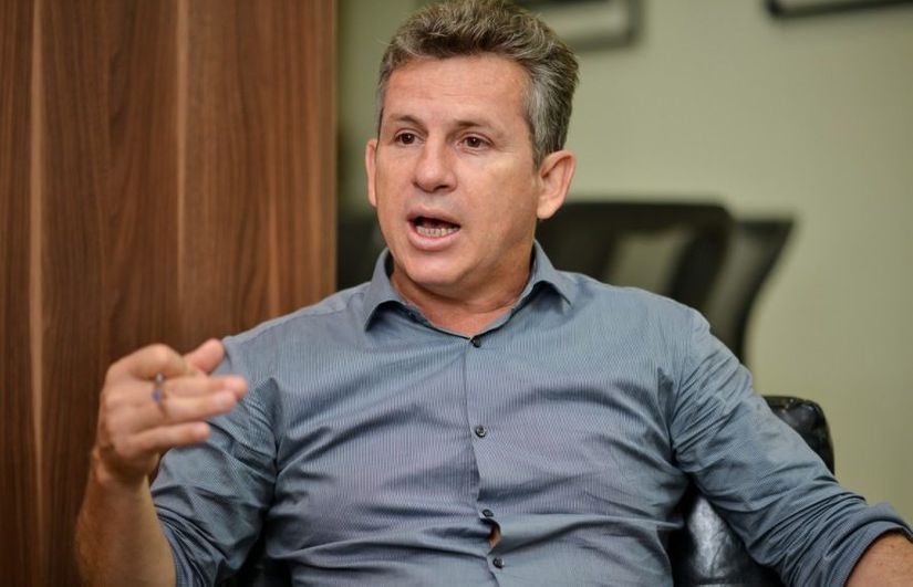 Mauro Mendes não segue governadores em carta contra decreto de armas de Bolsonaro
