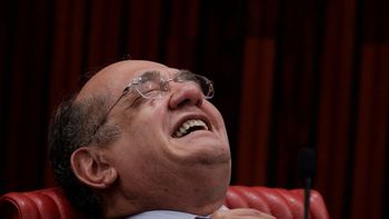 Gilmar Mendes prorroga inquérito sobre Aécio, Anastasia e Odebrecht