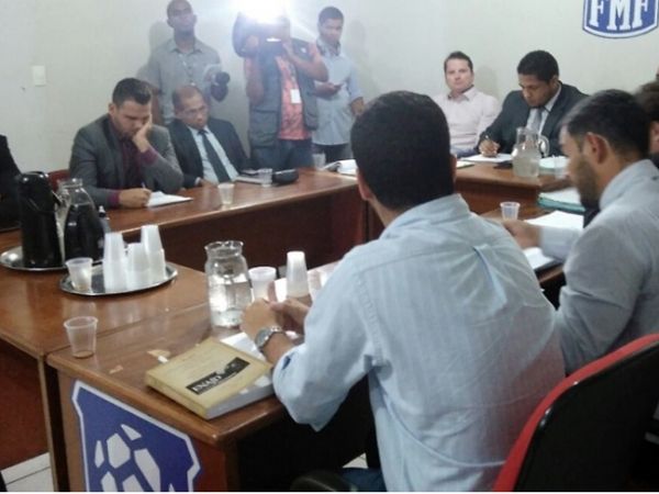 Com jogadores irregulares, Dom Bosco e Poconé são rebaixados no Campeonato Estadual