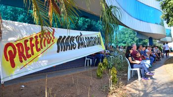 Sem cumprimento do Executivo, servidores voltam a paralisar serviços em Rondonópolis