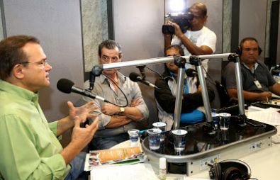W.F. terá mais tempo de TV e rádio